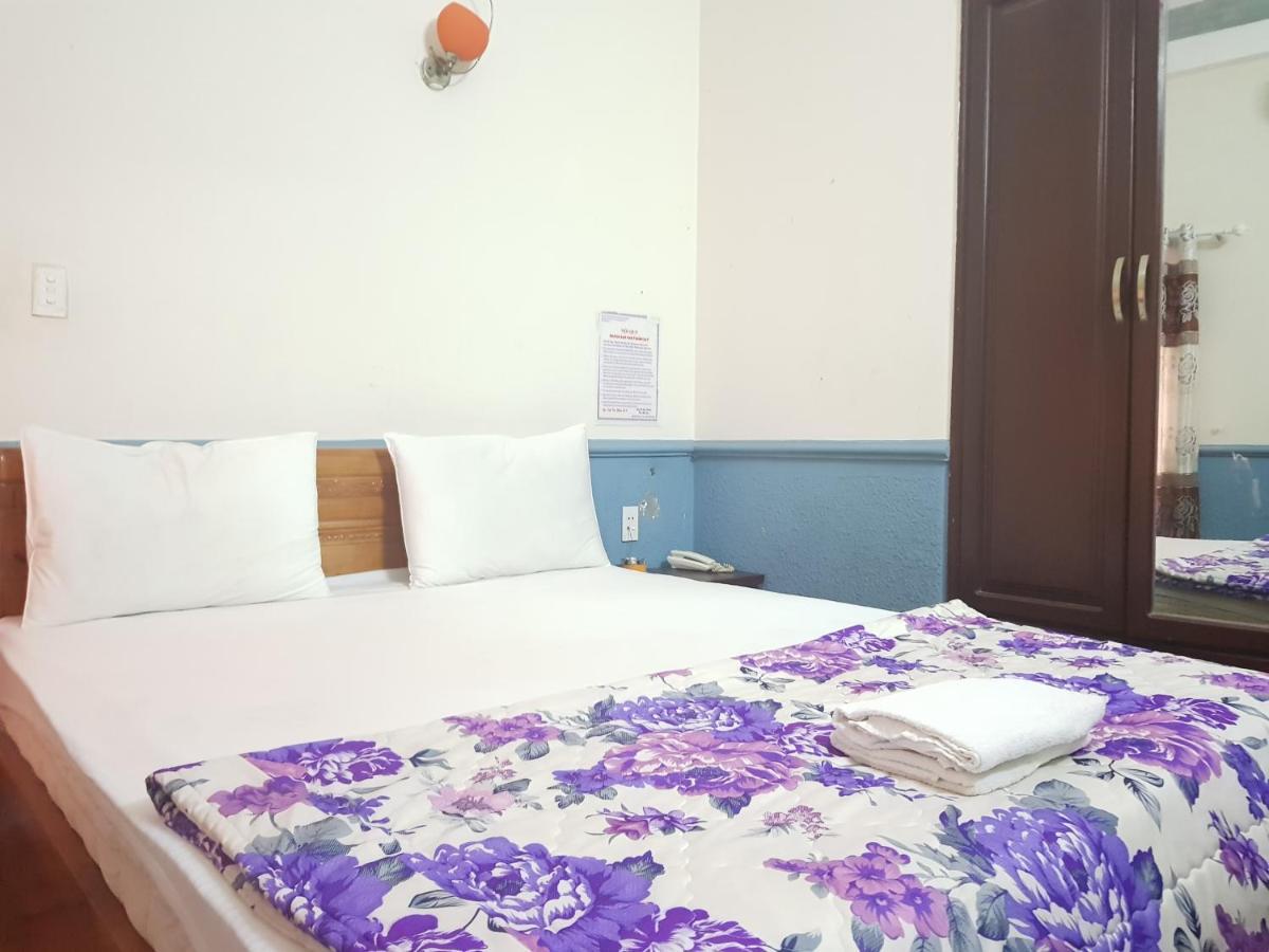 Van Thanh Dat Hotel Ho Chi Minh-stad Buitenkant foto
